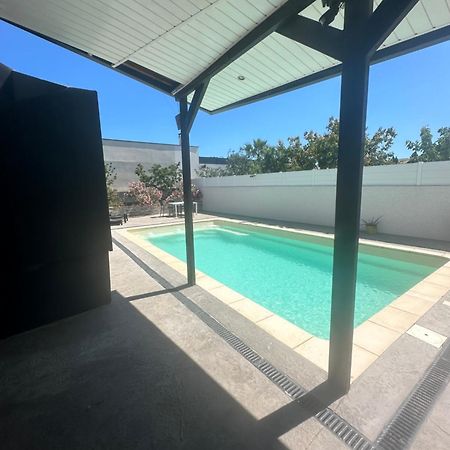 Superbe Appartement Avec Piscine Et Spa Privatif Villeneuve-lès-Béziers Exteriör bild