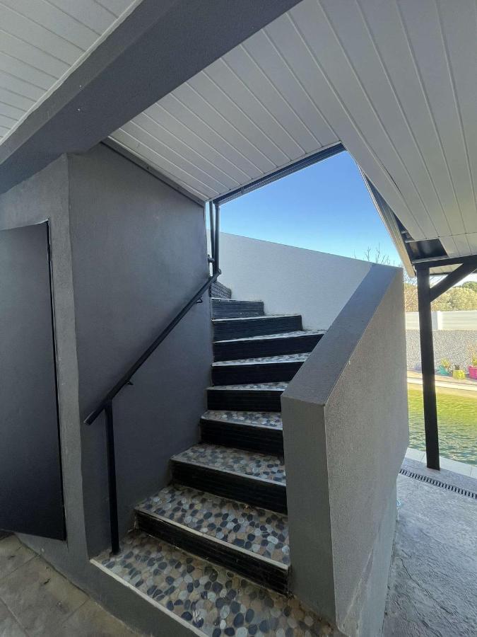 Superbe Appartement Avec Piscine Et Spa Privatif Villeneuve-lès-Béziers Exteriör bild